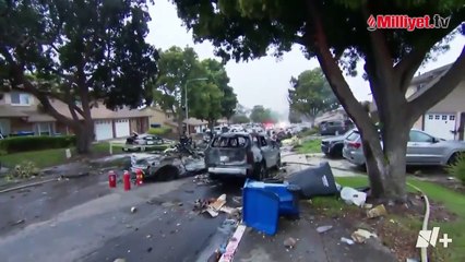 San Diego'da mahalleye uçak düştü! Evler ve araçlar alev alev