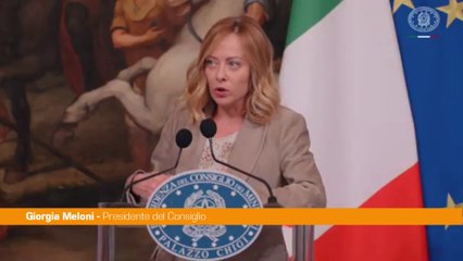 Migranti, Meloni "Aprire dibattito su alcune convenzioni Ue"