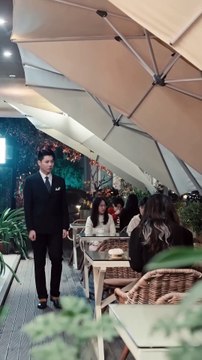 Girl deliberately acted stupid,messed up blind date,unexpectedly date turned out to be her CEO boss!