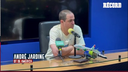 André Jardine: "yo aquí no no puedo hablar nada si no nos multan"