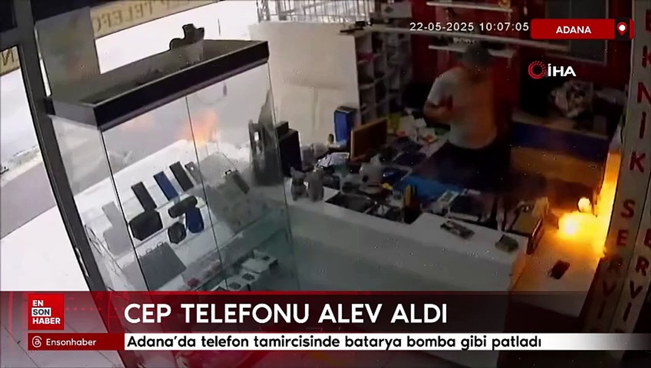 Adana'da telefon tamircisinde batarya bomba gibi patladı