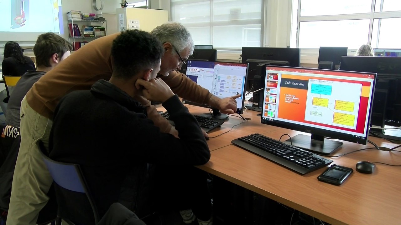 Découvrir aujourd'hui, Innover demain... Avec les filières STI2D et STL