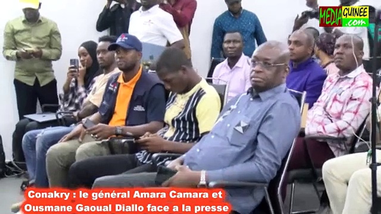 Conakry : le général Amara Camara et Ousmane Gaoual face à la presse