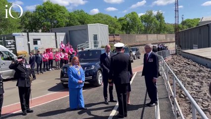 Lady of the Sea: Kate Middleton in blu navy per il battesimo di una fregata della Marina