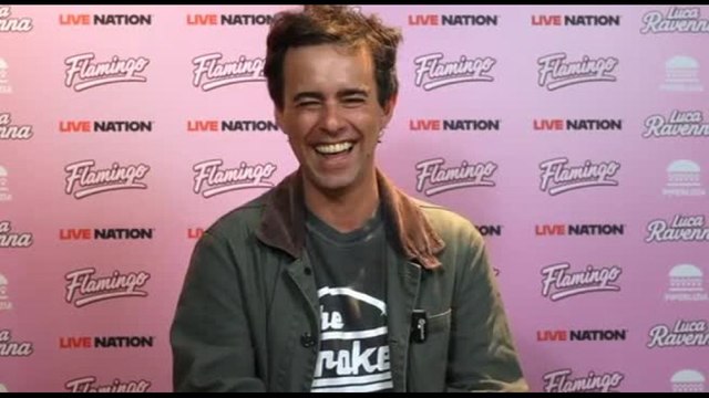Luca Ravenna annuncia Flamingo il suo nuovo spettacolo comico