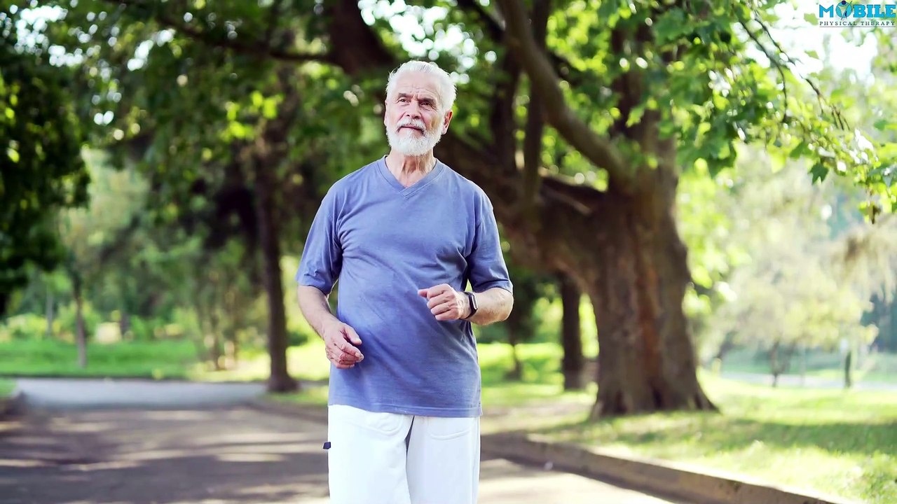 Does Walking Help in Knee Pain? | Mobile Physio Explains