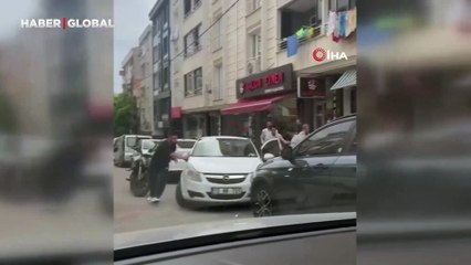 Esenyurt'ta sokak kavgasında ortalık birbirine girdi