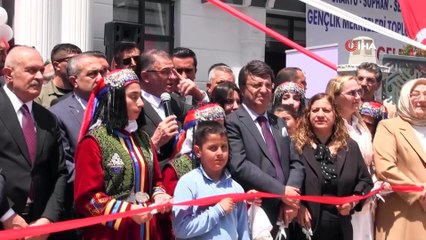 Van'da 4 gençlik merkezinin açılışı yapıldı