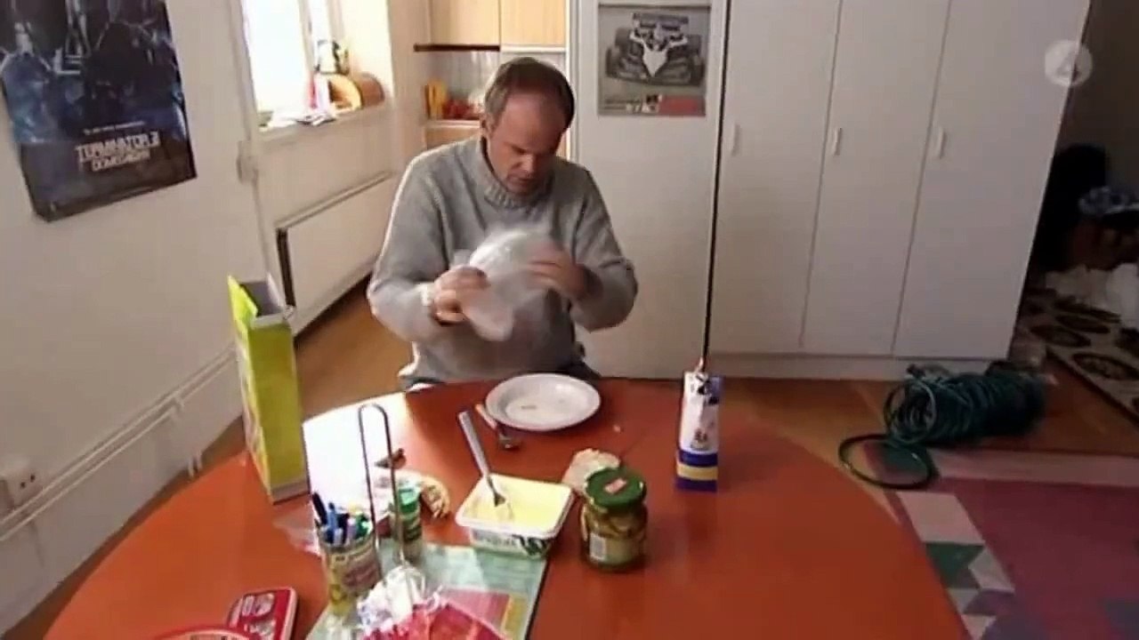 Hjälp S02E01