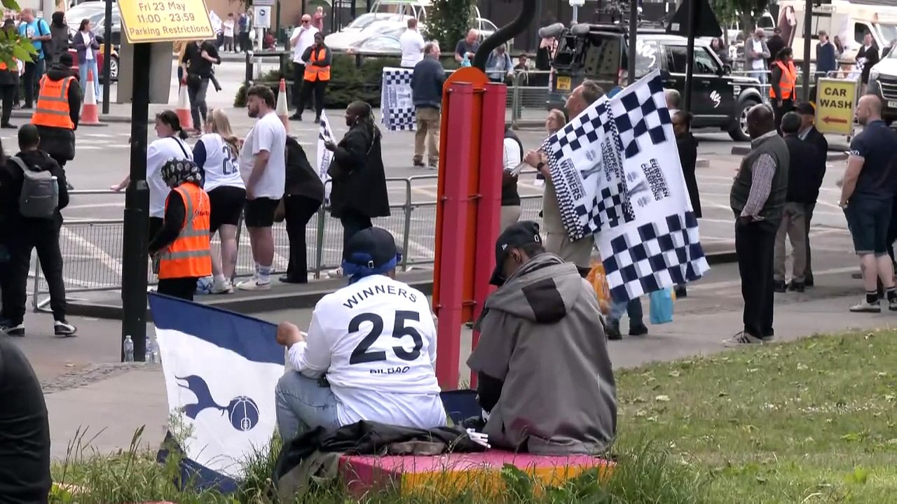 North London to be filled with fans after Spurs win Europa