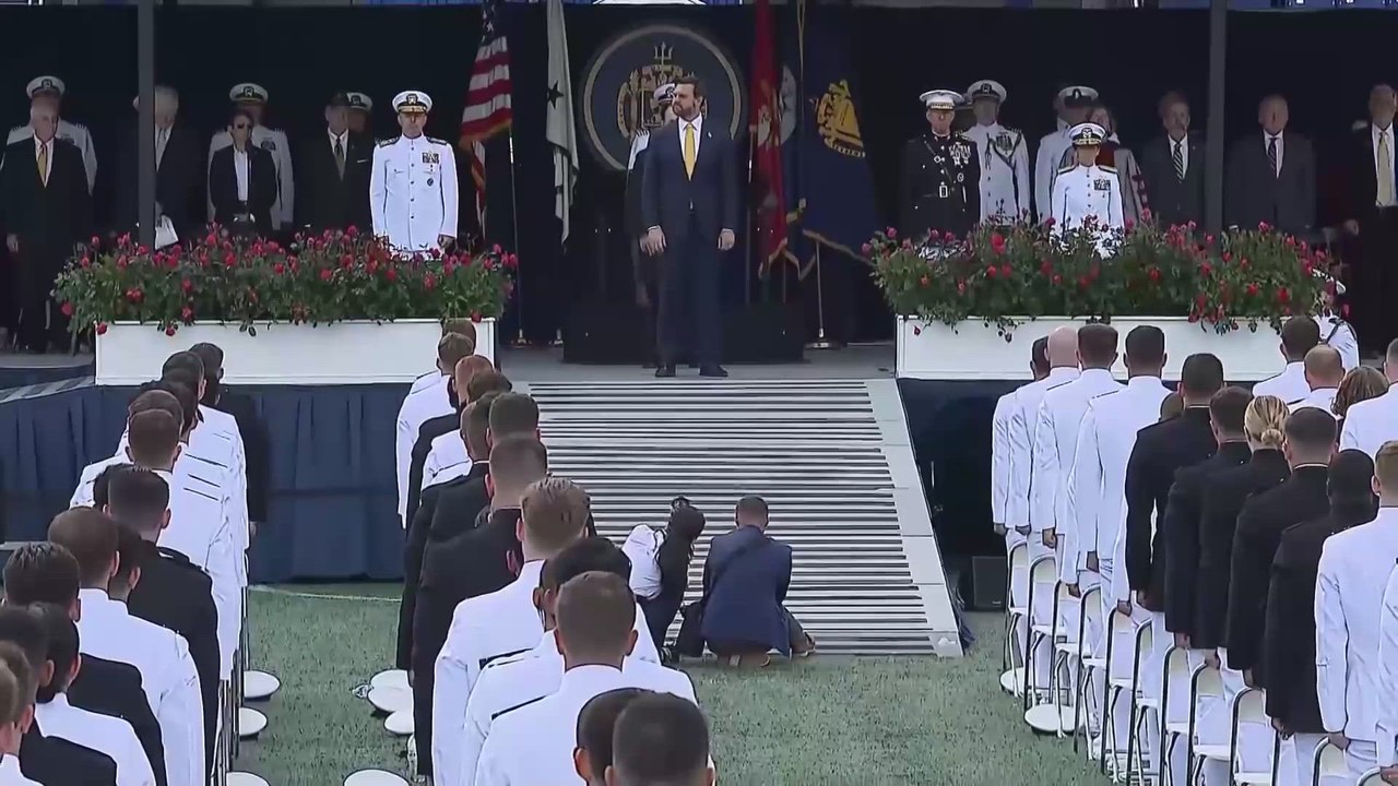 Jd Vance and Naval Academy cadets go wild during Blue Angels flight