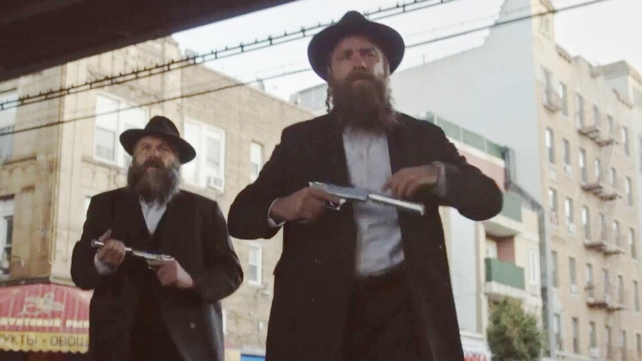 Caught Stealing: Der neue Film von Darren Aronofsky ist ein Traum für Crime-Thriller-Fans