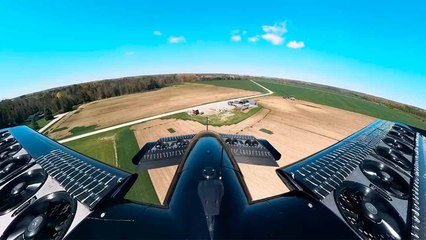 翼にファンを備えた空飛ぶ車、静かな飛行と800kmの航続距離を実現