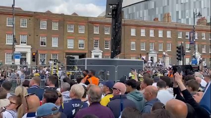 Crowds of Spurs fans gather for Europa League victory parade
