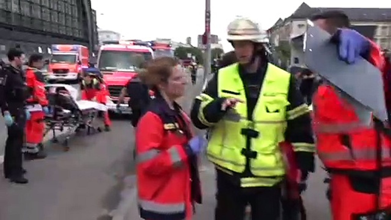 Messerangriff in Hamburger Hauptbahnhof: Zwölf Verletzte