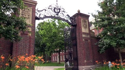 Juíza suspende veto de Trump contra estudantes estrangeiros em Harvard