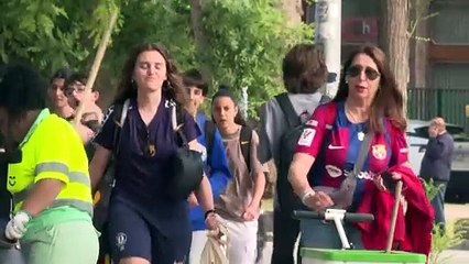 Cerca de 900 aficionados culés viajan en autocar hacia Lisboa para la final de la Champions
