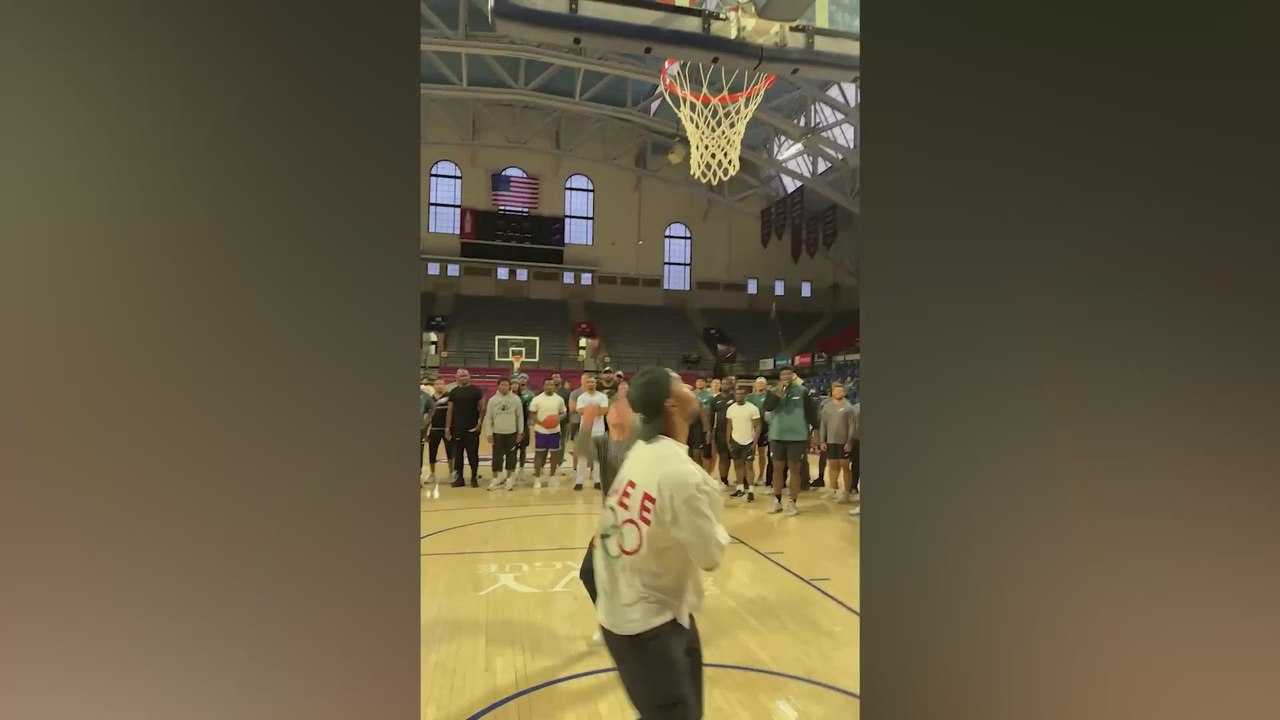 Saquon Barkley and Cooper DeJean shock fans with insane alley-oop combo