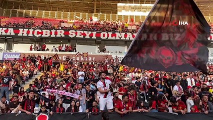 Eskişehirspor taraftarının şampiyonluk coşkusu