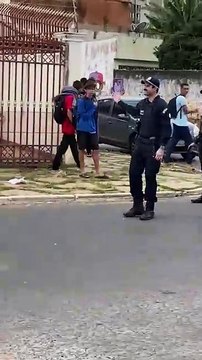 Alunos e policiais entram em conflito em Taguatinga