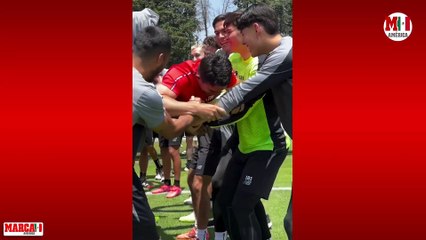 Toluca celebra el cumpleaños de Sinha previo a la Gran Final del Clausura 2025 contra América