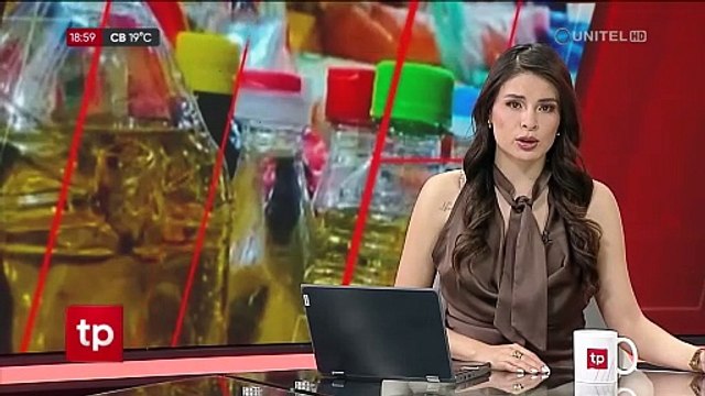 Con botellas vacías, un grupo de vecinos persiguió un turril de aceite en El Alto