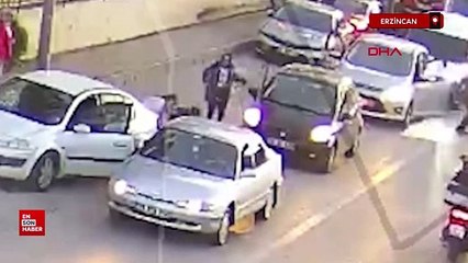 Erzincan'da boğazına yiyecek takılan bebek, Heimlich manevrası ile kurtarıldı