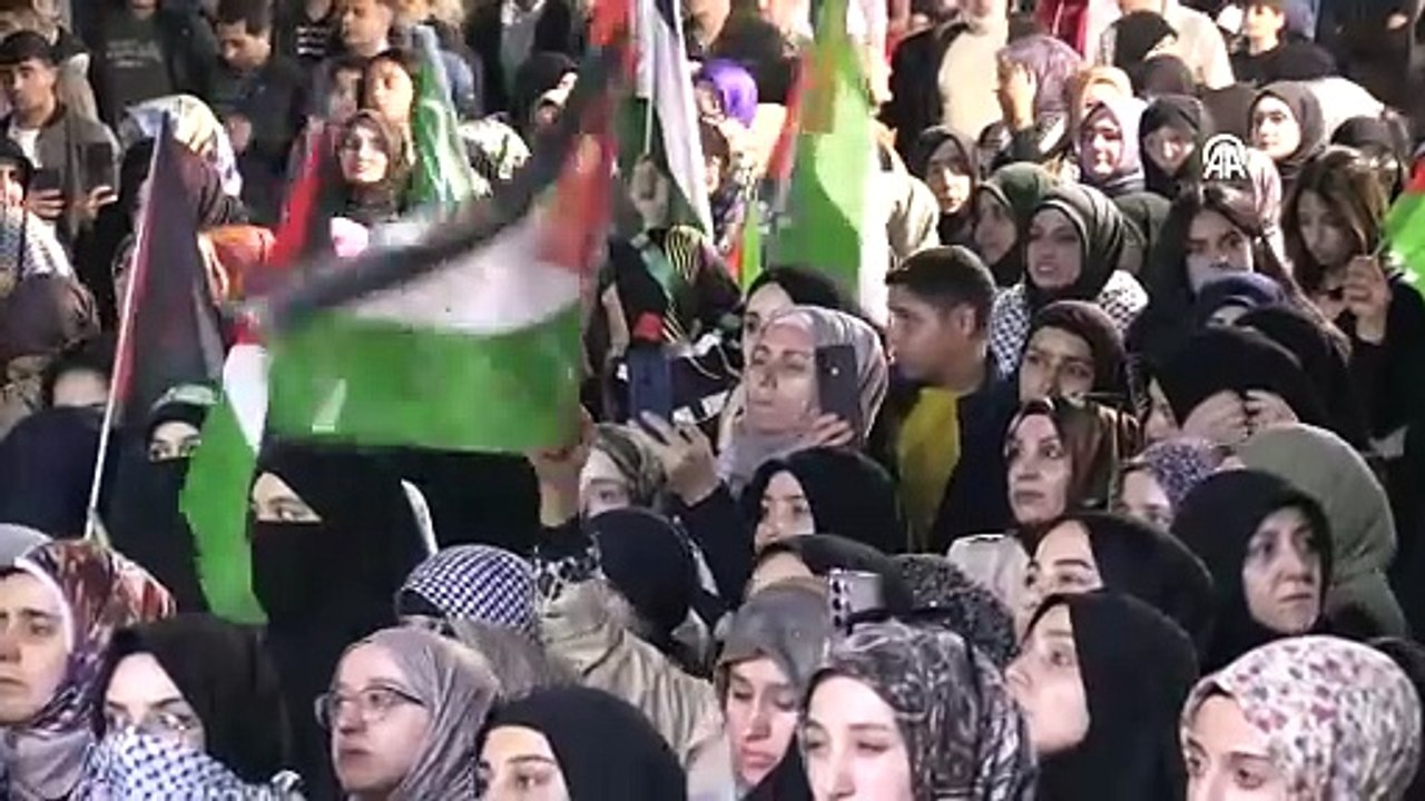 Van'da İsrail'in Gazze'ye yönelik saldırıları protesto edildi