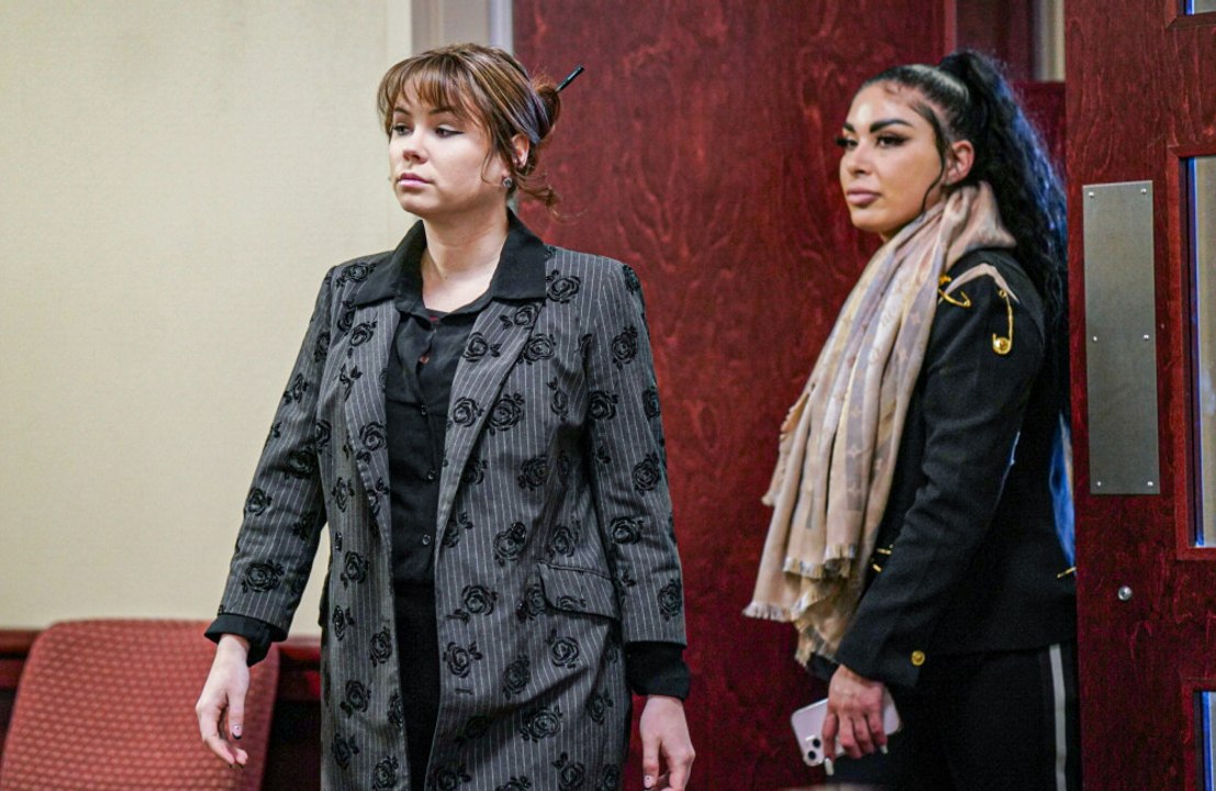 Rust armorer Hannah Gutierrez-Reed released fro...