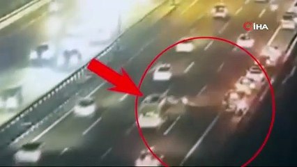 Sarıyer'de feci motosiklet kazası kamerada!