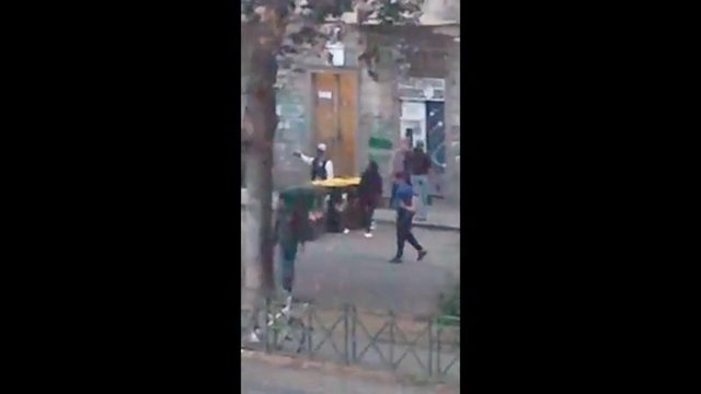 Torino, violenta rissa in corso Giulio Cesare. «Qua sembra tutto consentito»