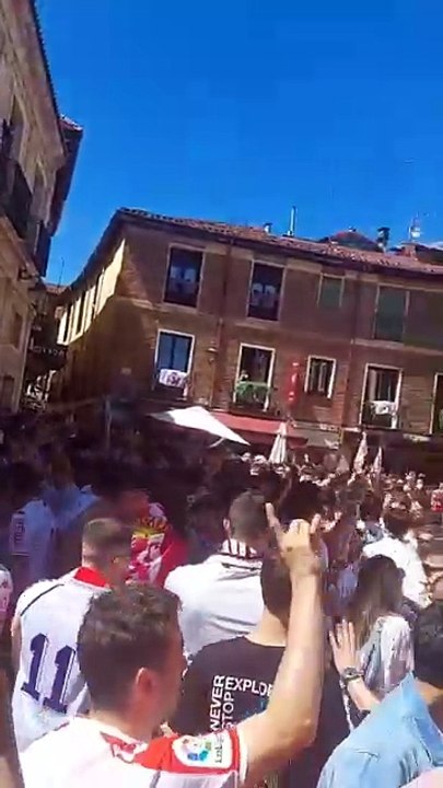 Corteo a la Cultural en la plaza de San Martín