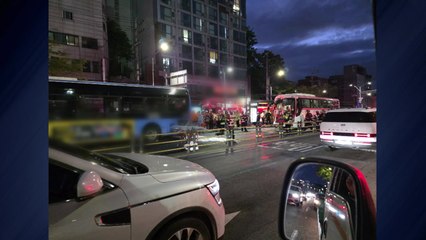 서울 연세대 앞 버스 추돌...승객 8명 다쳐 / YTN