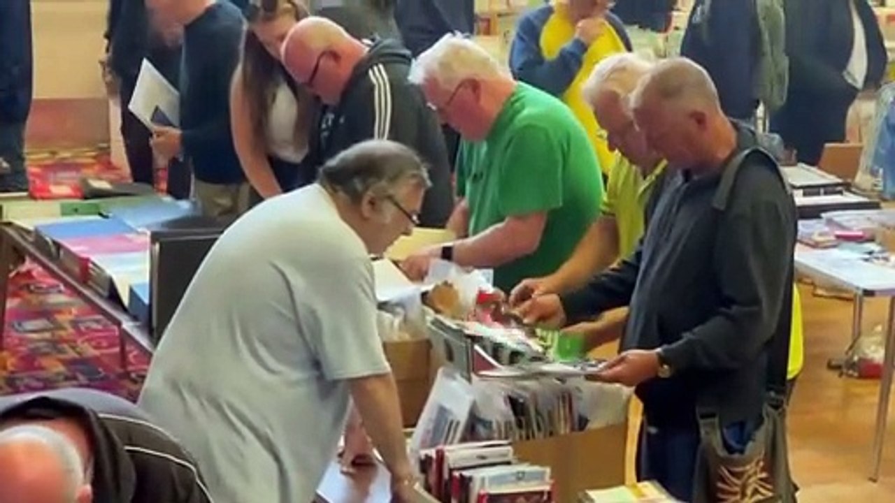 Hundreds turnout for annual Yorkshire Football Programme and Memorabilia Fair