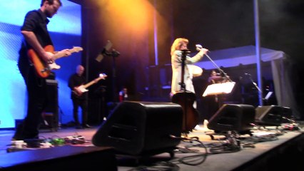 Edith Butler, Grand Pre 2017 - plays the bodhrán