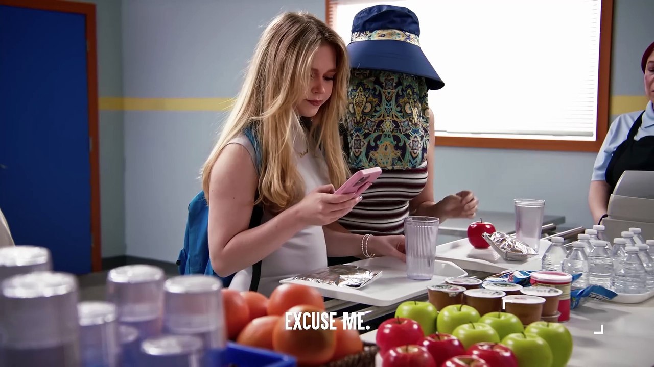 Girl Won’t Let Anyone See Her Face