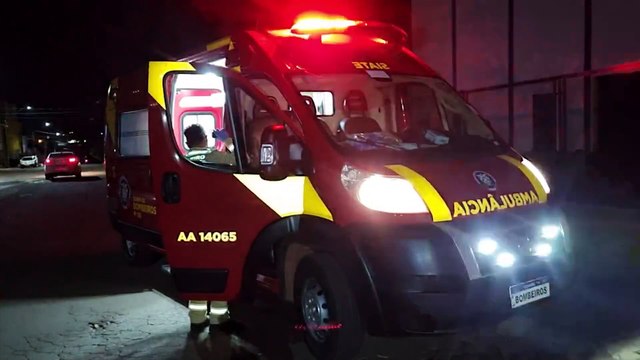 Mulher fica ferida ao cair de escada de ônibus na Vila Tolentino