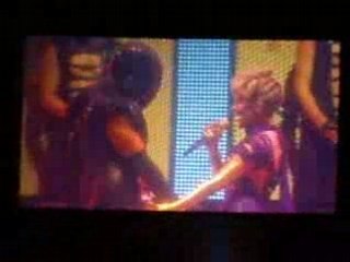 Kylie Minogue Can't get out of my head