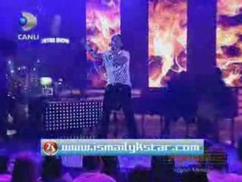 İsmail YK - Yar Gitme (Beyaz Show)