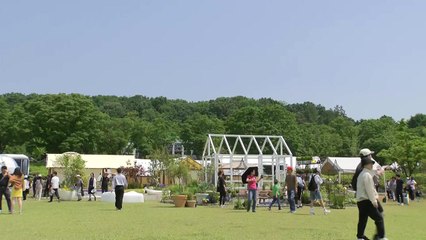 맑고 따뜻, 중부 내륙 소나기...서울국제정원박람회 '북적' / YTN
