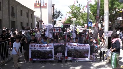 Vanlı çocuklar Gazze'ye destek için yürüdü