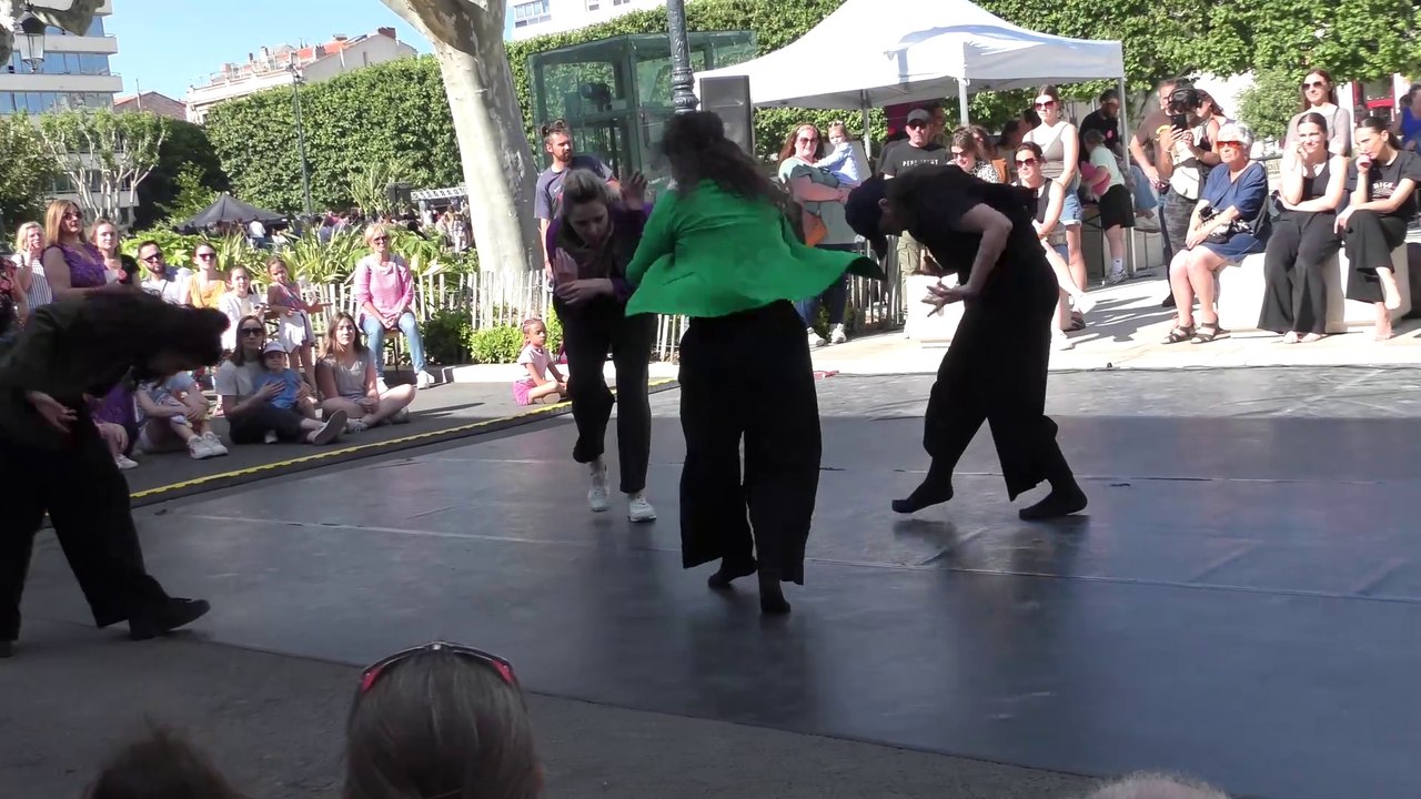 DANSE A SETE 1 Km de Danse