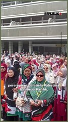 Aksi Historical Walk Aktivis Pembela Palestina di Bandung