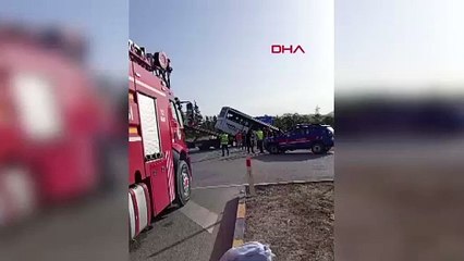 Isparta'da tur otobüsü şarampole yuvarlandı! Çok sayıda yaralı var