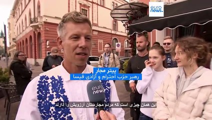 پیتر مجار، رهبر اپوزیسیون مجارستان و هوادارانش با پای پیاده وارد رومانی شدند