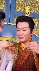 Top doctor time-travels to an unloved empress, for her modern skills emperor falls in love with her