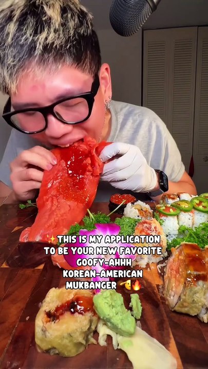Follow for more ASMR videos🌮🍟 Credits: @joeoheats #mukbang #asmr #fastfood #asmreating