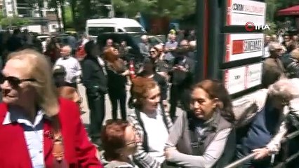 İlhan Şeşen’in Cenazesi Asansörde Mahsur Kaldı