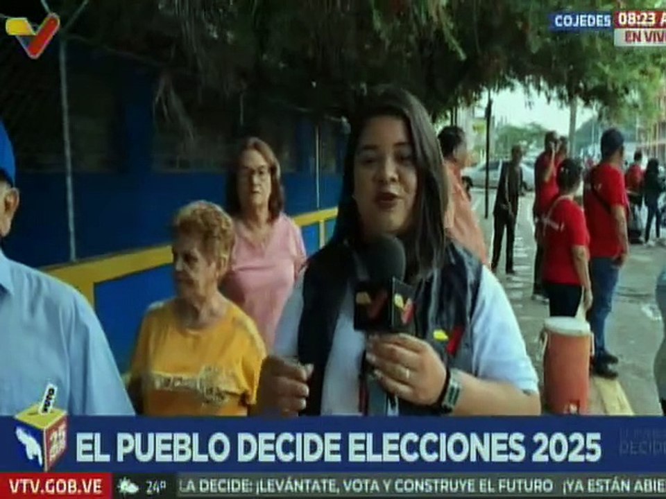 Cojedes | Ciudadanos acuden a los centros electorales e invitan a la población a votar