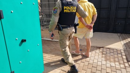 Rapaz é detido pela PM após ser acusado de ameaçar a companheira